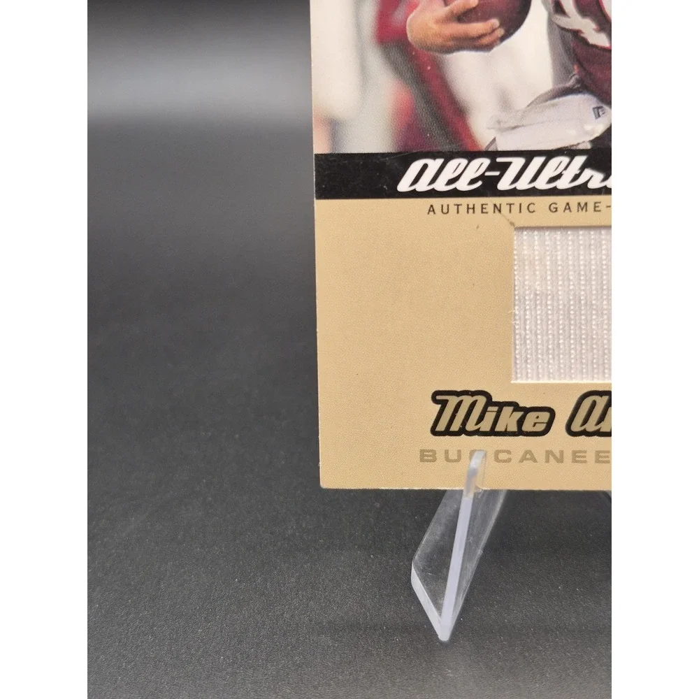 2005 Fleer Ultra Mike Alstott ##AU-MA Game-Worn Jersey All-Ultra Team Buccaneers
